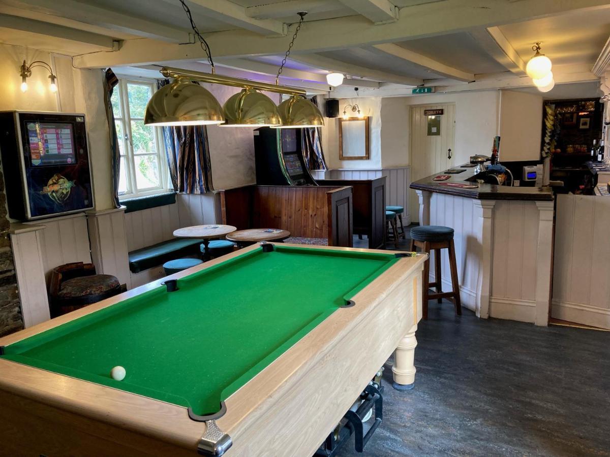 The Eliot Arms Hotel Saint Germans Exterior photo