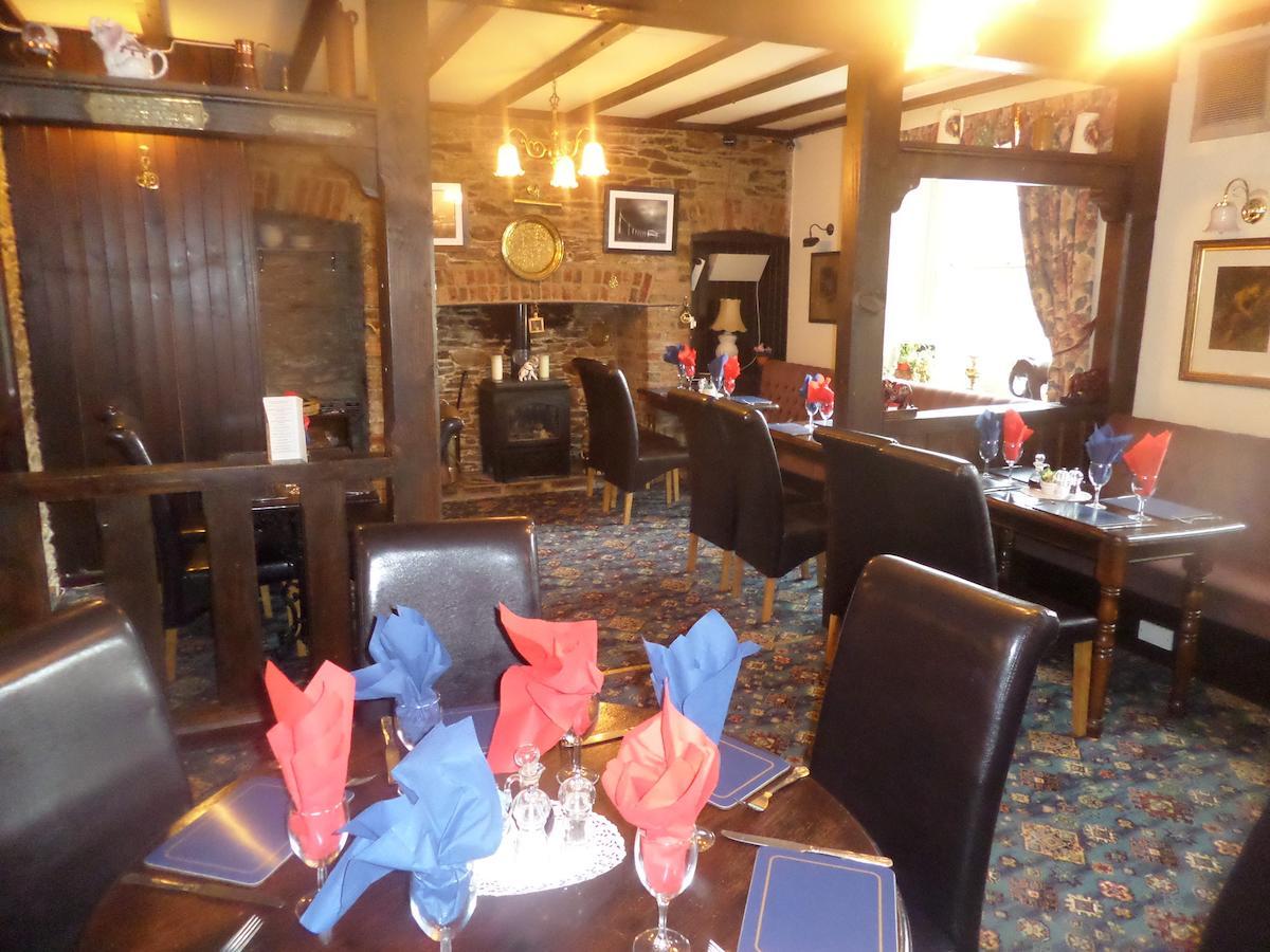 The Eliot Arms Hotel Saint Germans Exterior photo